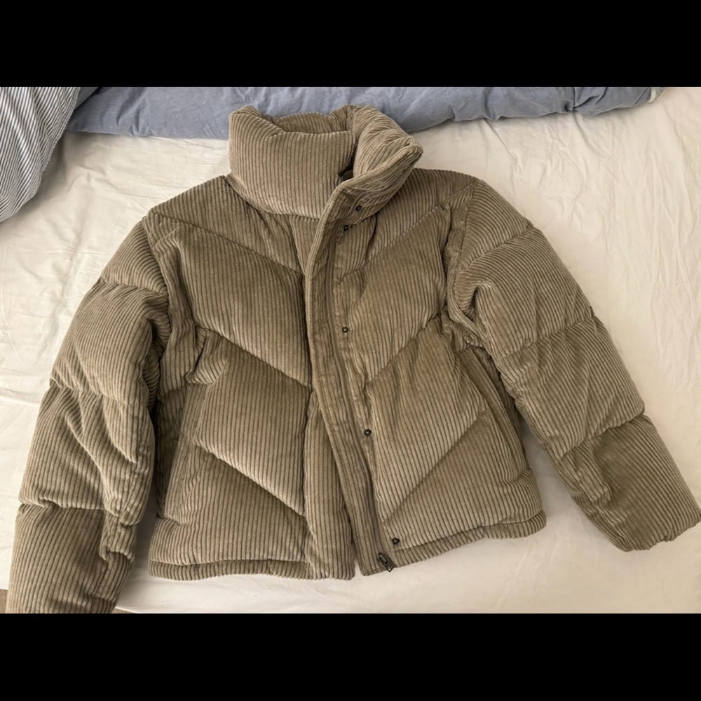 Aritzia cloud puff jacket stone grey